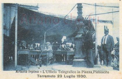 Postazione telegrafica in Piazza Plebiscito - anno 1930